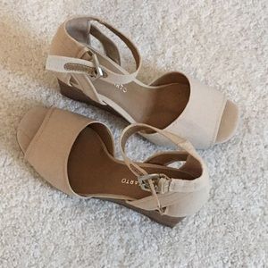 FRANCO SARTO Canvas Wedge
